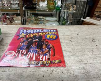 Harlem Globe Trotters 2004 Burger King Magazine