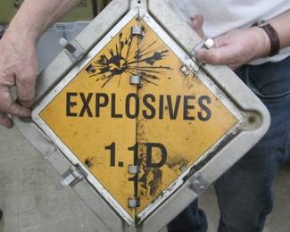 Truck Signage - Explosives 1.1D