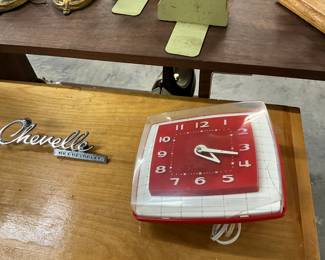 Chevelle Car Emblem - 1950's Electri Clock