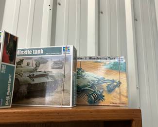 Military Tanks Model Kits