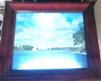 Lighted outdoor pictures