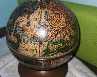 Old World Globe ice bucket