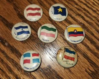Vintage country pins 
