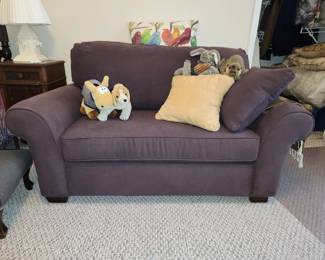 Loveseat (sleeper)