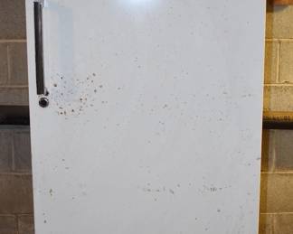 General Electric 11.6 Cubic Foot Freezer
