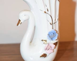 Vintage Figural Swan Vase