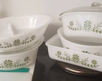 These were new in the box... but no one could have seen them. Jeanette milk glass baking dishes.. Vintage but new