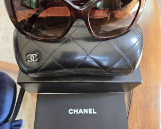 Chanel.sunglasses