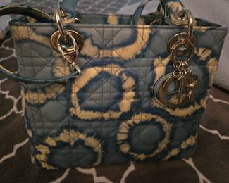 Dior