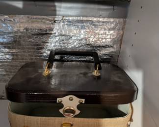 Vintage Woven Whicker Sea Shell Handbag Purse Or Jewelry Box