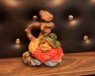 Vintage ceramic figurine.