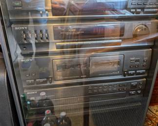 Sony Stereo with Speakers