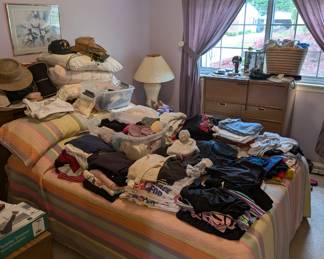 Bedroom Set - Mattress - Clothe - Hats