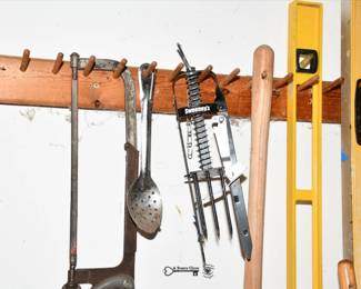 856Garage