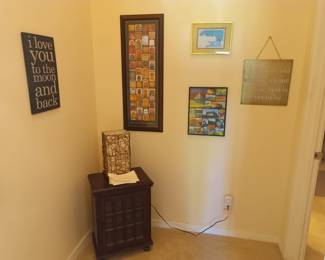 Art and decorative table