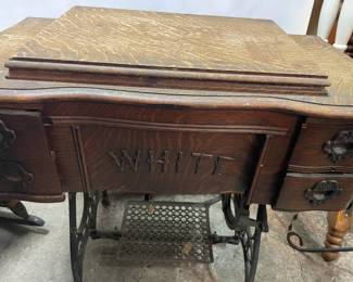 "WHITE" Antique Pedal Sewing Machine