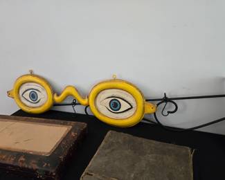 Hanging optometrist sign
