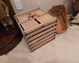 Small Chicken crate