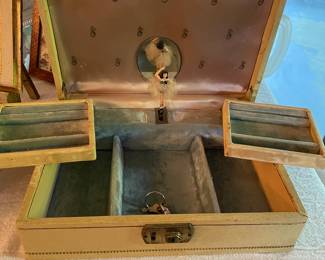 Vintage musical ballerina jewelry box