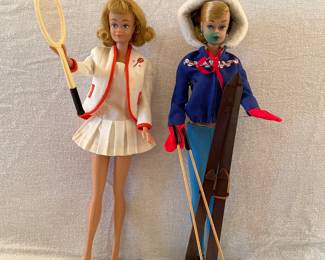 Midge & Barbie having fun