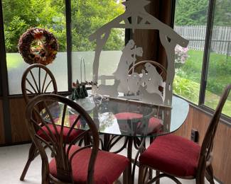 Rattan table & chairs