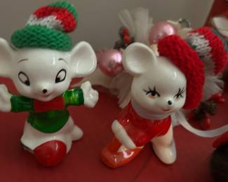 Vintage Christmas mice 