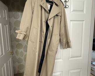 London fog - size 8