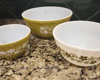 Pyrex Bowls
