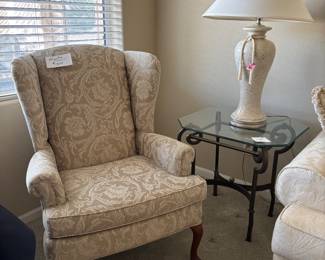Wing back chair. Excellent condition