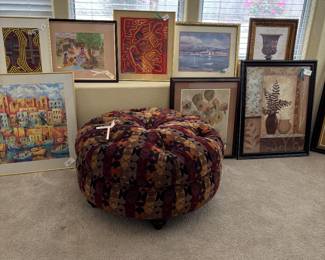 Overstuffed ottoman. Very confortable Nice framed pictures