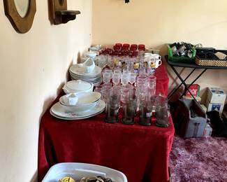 extension cords/fine china set/glassware sets