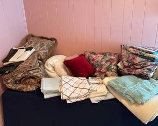 Bedroom Linens