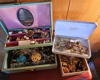 Vintage Jewelry
