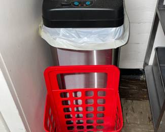 Automated Trash Can