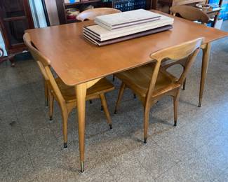 Vintage Mid-Century Modern Dining Room Table W/ 6 Chairs, 2 Leaves, & All Table Pads