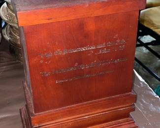 Engraved "The Federated Church Of Livingston" Wooden Box