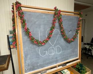 Rolling Chalk Board