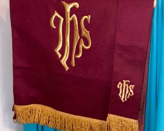 Embroidered Paramounts