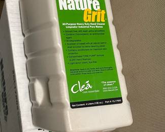 BRAND NEW Nature Grit All Purpose Heavy Duty Hand Cleaner