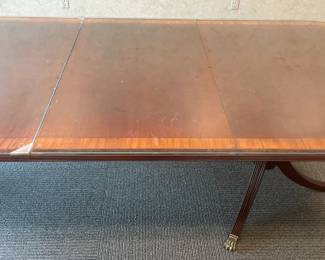 BEAUTIFUL Executive Dining Room/Conference Table W/ Inlaid Wood Trim & Brass Capped Legs (Ethan Allen)