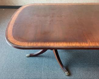 BEAUTIFUL Executive Dining Room/Conference Table W/ Inlaid Wood Trim & Brass Capped Legs (Ethan Allen)