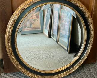 Large Carved Round Mirror (Ethan Allen)