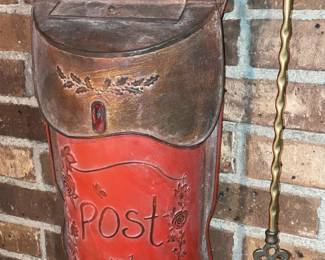 Hanging Metal Wall Mounted Mailbox