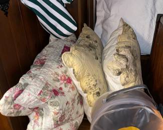 Decorative Quilt Style Pillows