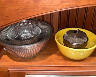 Large Glass Ribbon Patterned Mixing Bowls