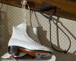 Wall & Ceiling Hanging Gadgets, Tools, & Assorted Antiques