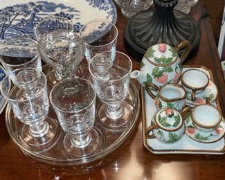 Glass Set W/ Handled Holder & Mini Tea Sets