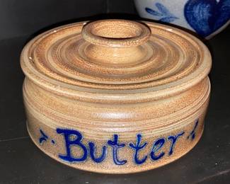 BEAUTIFUL Pottery Collection By Notable Studios & Artists (Wisconsin Pottery, W.A. Macquiod & Co/Pottery Works/Little 12th Street, Rowe Pottery Works, Salmon Falls Stoneware, Buffalo Pottery Co, Roseville Ohio, Williamsburg Pottery, Cooksburg Pottery, Three Rivers Pottery, Etc.)