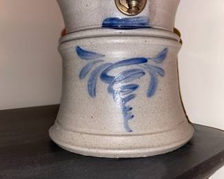 BEAUTIFUL Pottery Collection By Notable Studios & Artists (Wisconsin Pottery, W.A. Macquiod & Co/Pottery Works/Little 12th Street, Rowe Pottery Works, Salmon Falls Stoneware, Buffalo Pottery Co, Roseville Ohio, Williamsburg Pottery, Cooksburg Pottery, Three Rivers Pottery, Etc.)