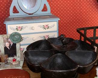 Cast Iron Rotating Baking Pan